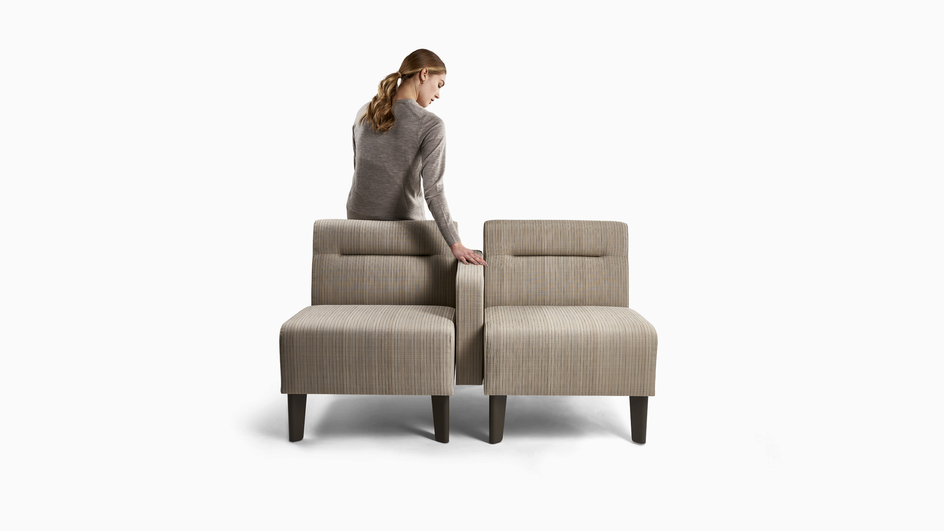 Avila ganged lounge chairs with middle upholstered arm.